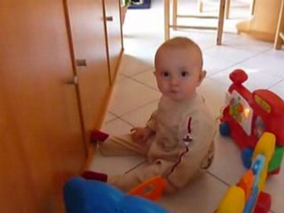 Evan découvre......lol