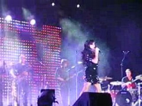 Jenifer Berre l'étang Juillet 2008 ça se pointe