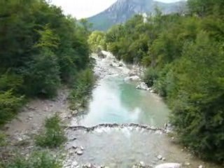 L'Estéron vu du vieux Pont de Sigale