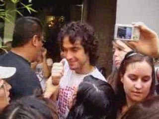 Poncho salio del hotel