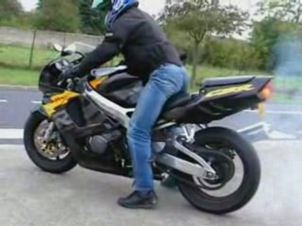 Burn 900 CBR