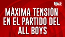Barras vs. Policía: batalla campal en el partido de All Boys