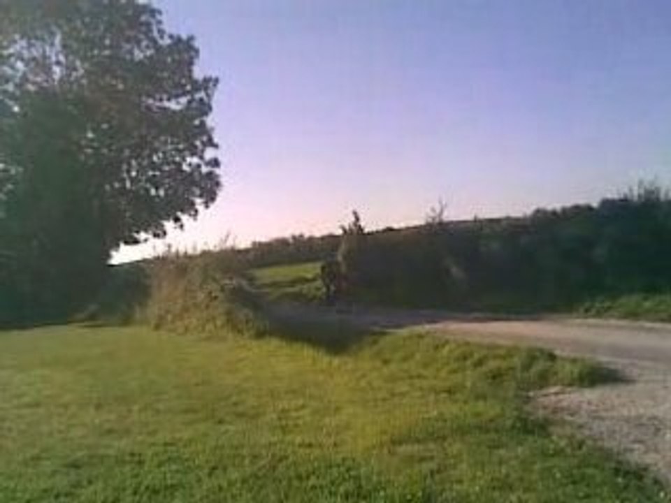 Ké ék  and mi
