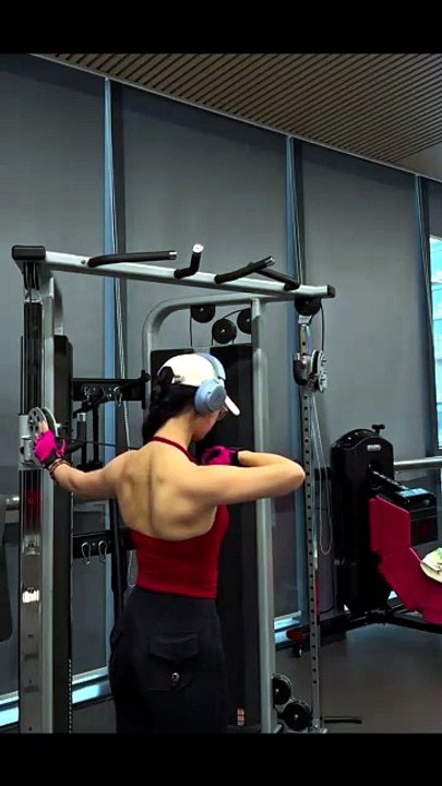 How to Get a Fit and Strong Body 💪 | Best Gym Exercises and Fitness ...