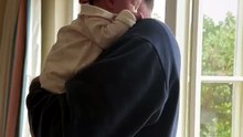 Jack Brooksbank com a filha Adelaide