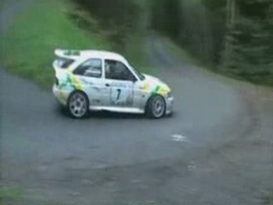 Rallye des trois chateaux 2008 ES7 Latouille épingle