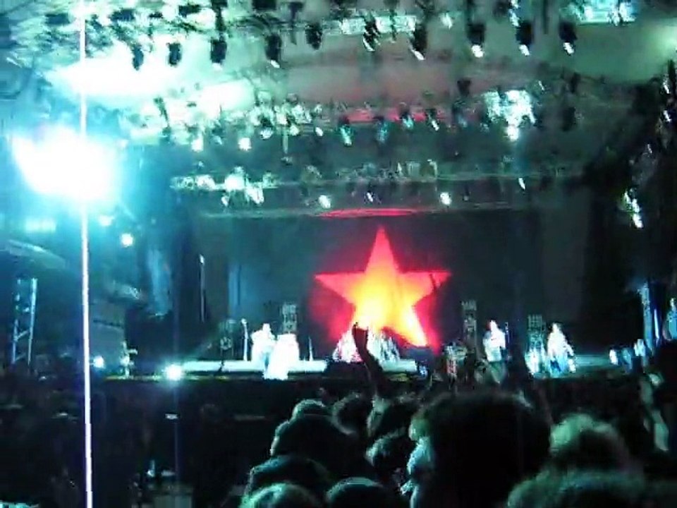 Rage Against The Machine - Bulls on Parade Rock en Seine 08