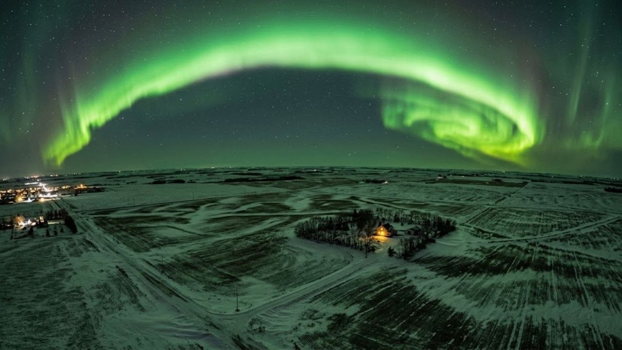 Solar Storm Warning: Aurora Borealis Possible in Northern U.S. - video ...