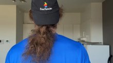 C’est ma seule casquette, quelle fierté.
