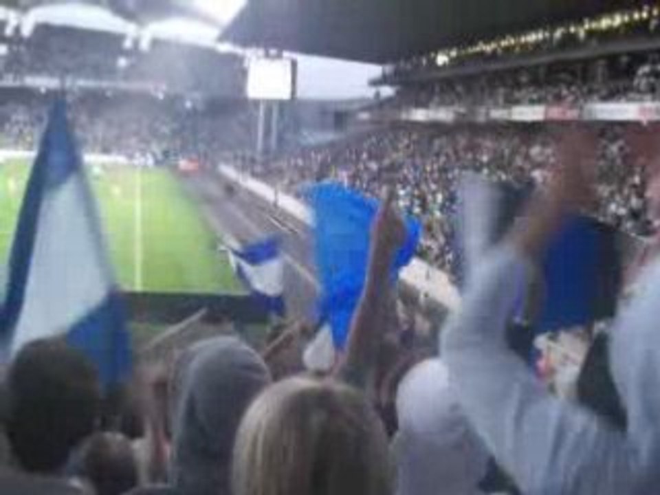 GF38    les ultras de la finet dans gerland