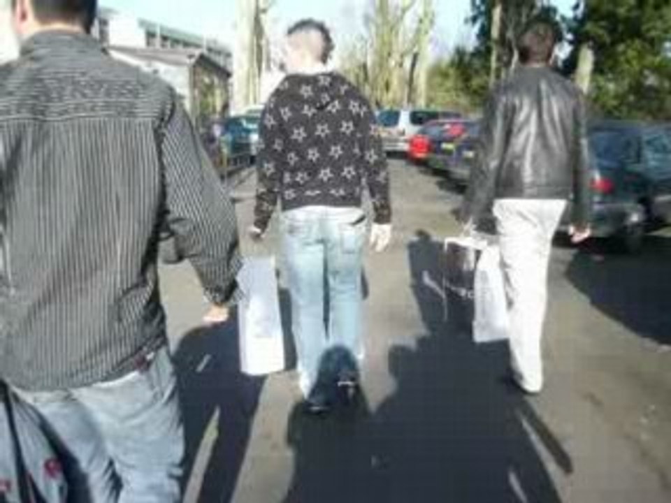 Au Mans (2)