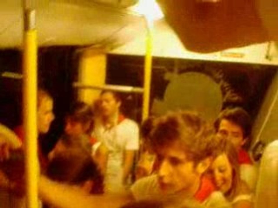 le retour de bayonne dans le bus aux férias (ambiance)