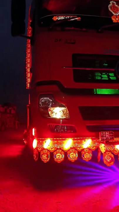 FERAS RIND The Red Beast | Beautiful Decorated Pakistani Tanker Truck ...