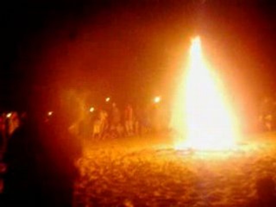 un bon gros feu sur la playa d'anglet