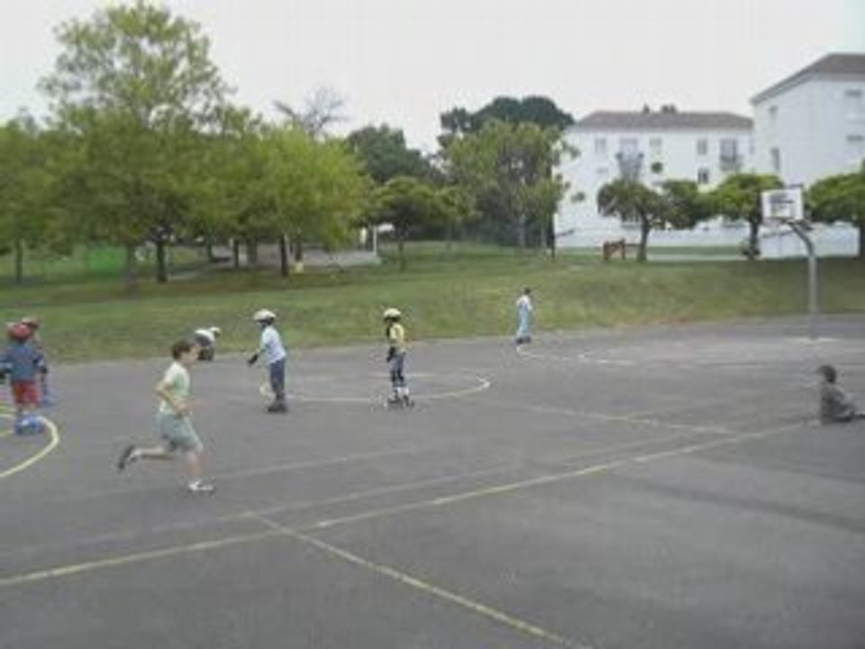 Jeux en roller des 7- 10 ans