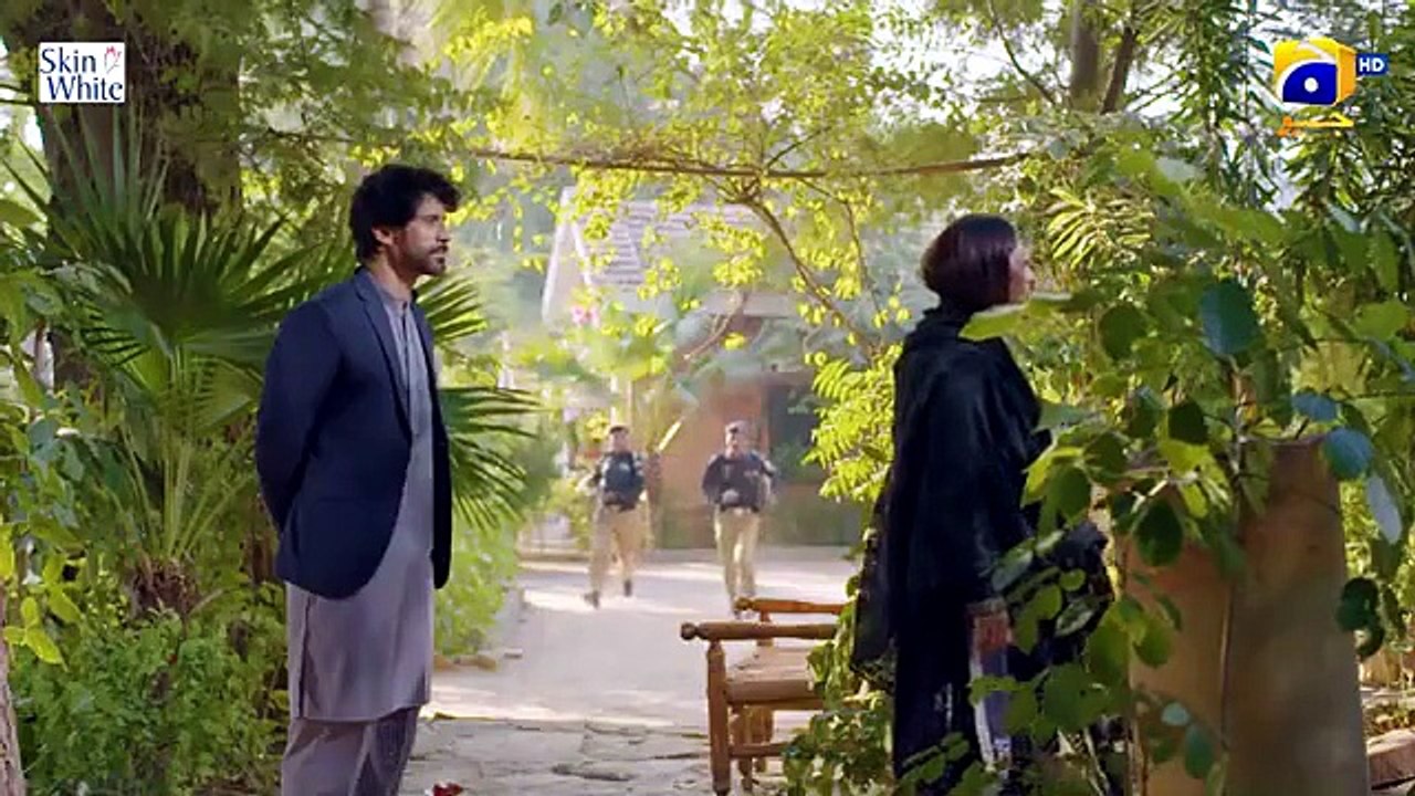 Humraaz Episode 30 [Eng Sub] Presented by Skin Care | Feroze Khan ...