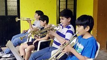 Trompetas Grupo 2 canción cariño.