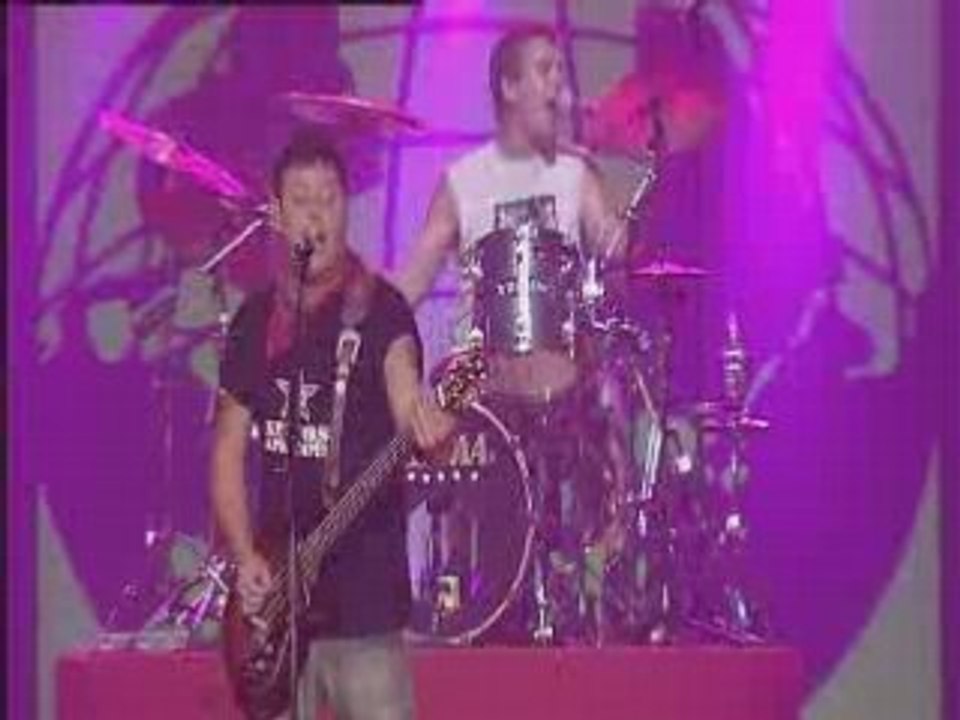 Xutos & Pontapés - O Mundo ao Contrário