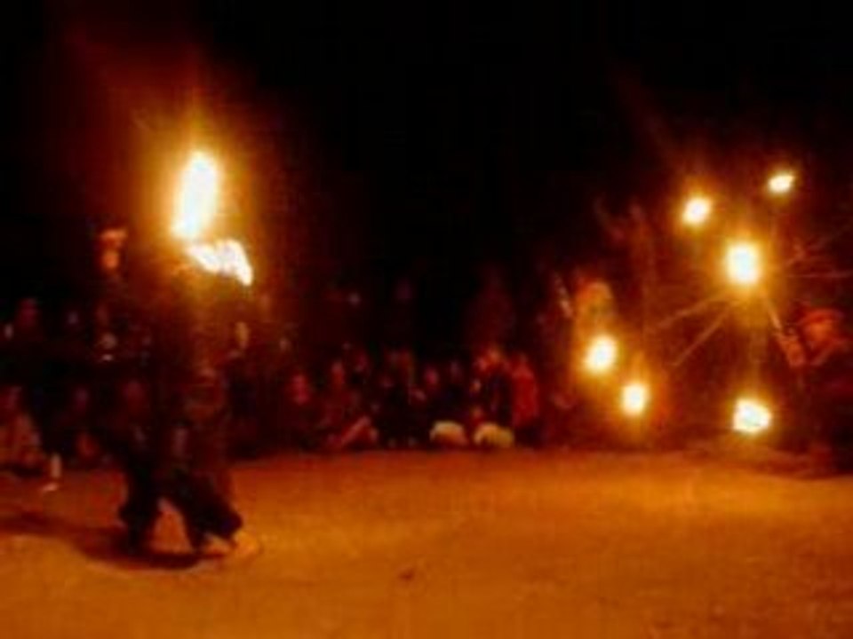 épées enflammées @ boom festival 2008