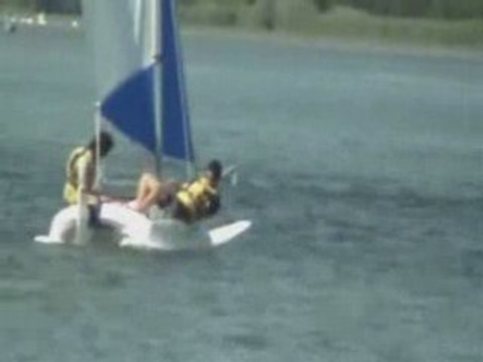 Catamaran CONTACT de DORGULOFF