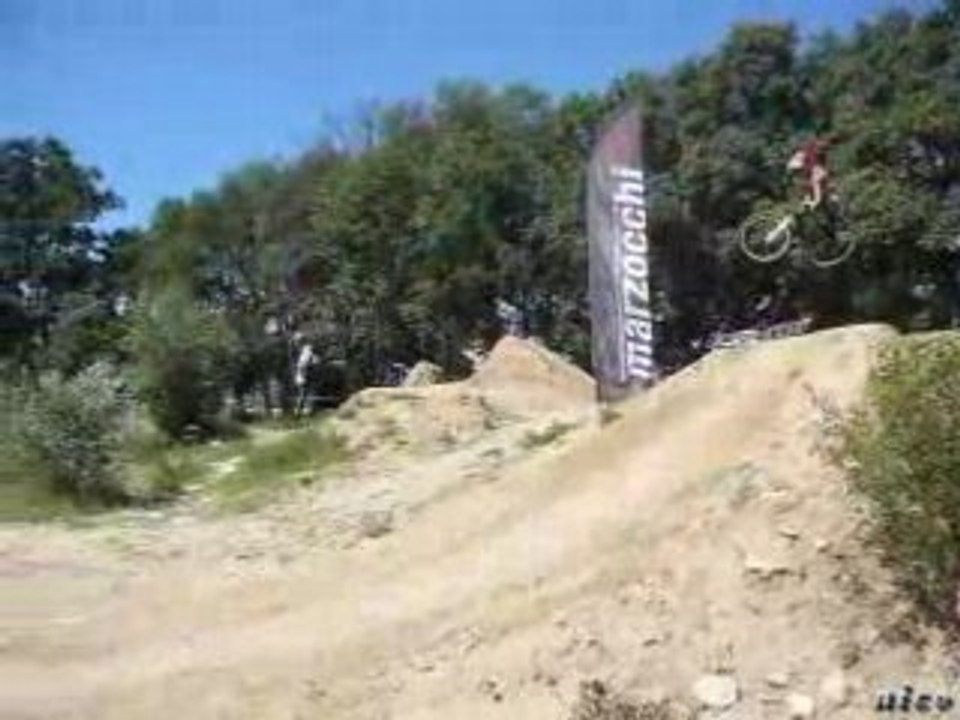 Salernes  muy cabri dragui janas magic land trets