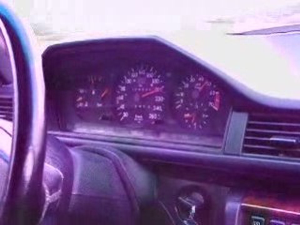 Mercedes S500 V8 0- 250 kmh  40 sec