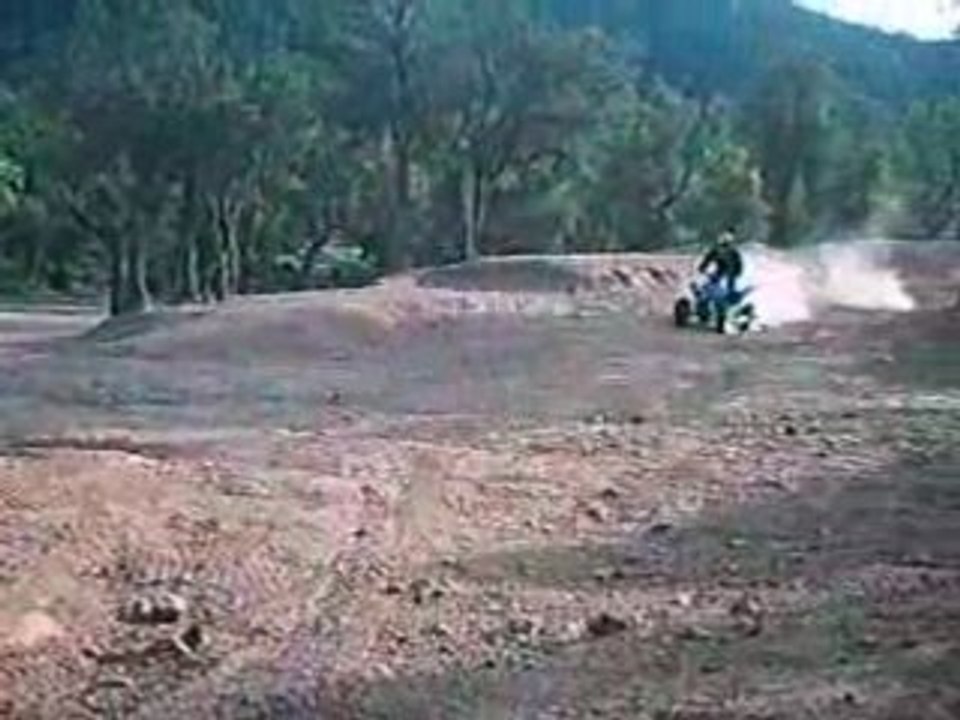 petit jump en quad..