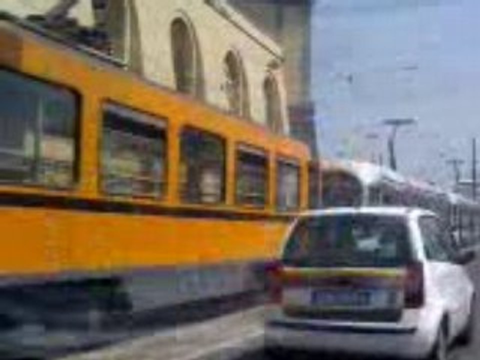 Tram bloccati