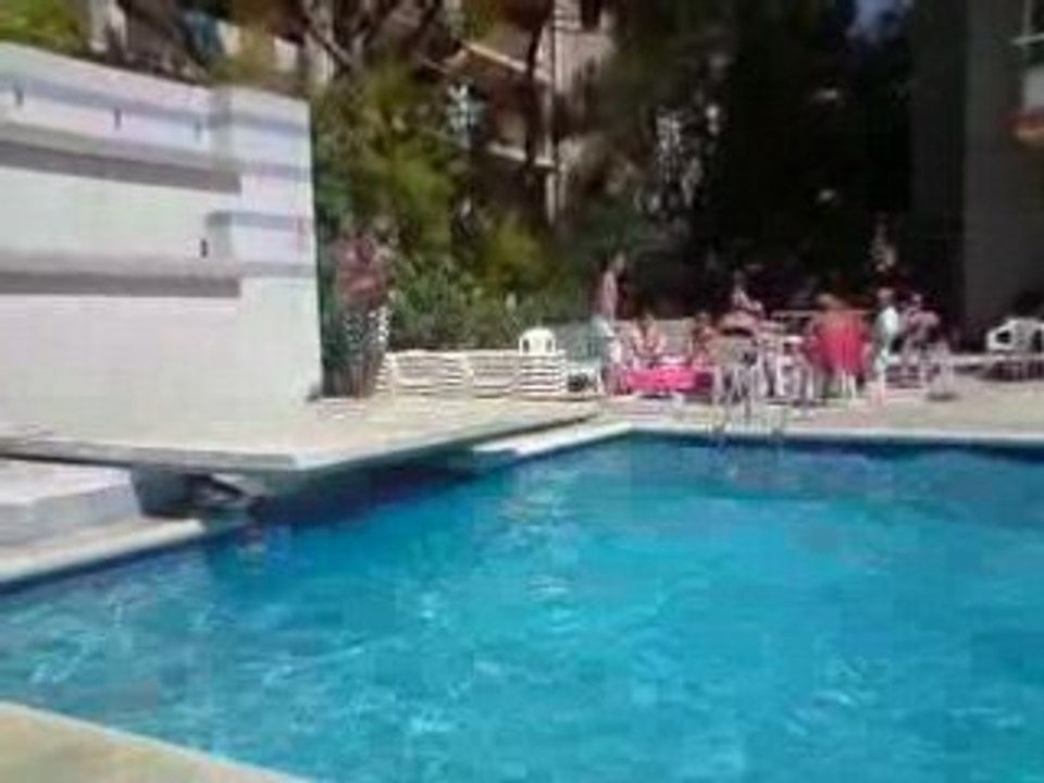V180808_15.14