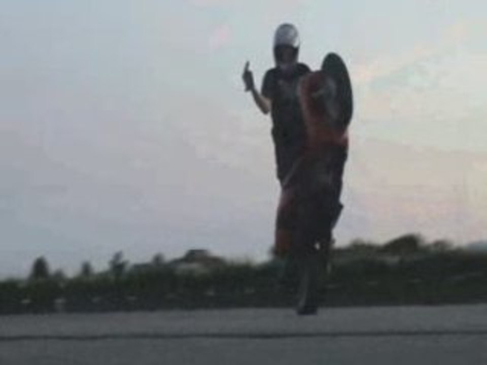 RedLine team Essai New Tricks / Août 2008