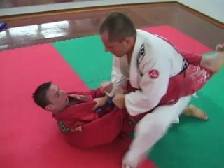 Gracie Barra Italia - Gracie Barra Casale - omoplata