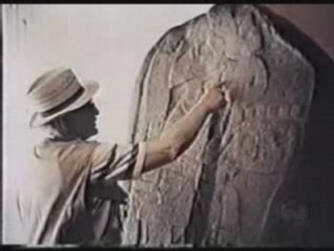 Qui a construit la pyramide de Kheops ? 2 2