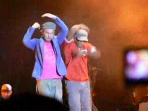 Christophe Mae - Nuits de Stan 01.08.08 - Danse