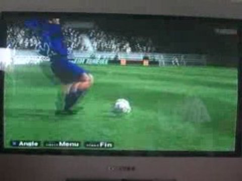 Lob de Totti 28 mètres pes 2008