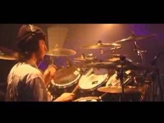 Beyon-d-lusion - Binary me