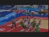 Dream team BasketBall USA - Sabonis blocks David Robinson