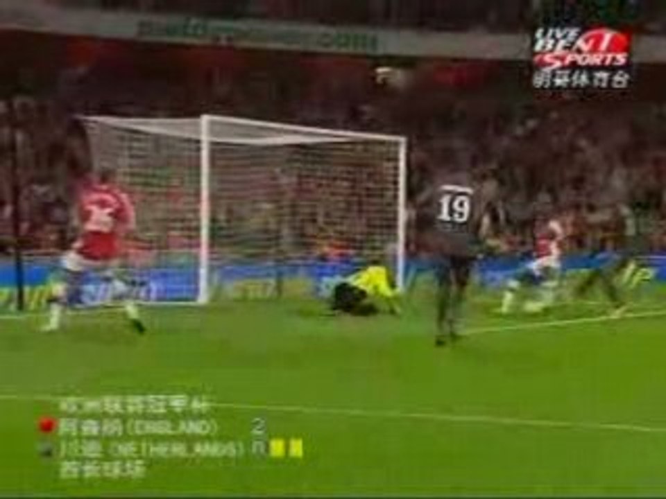 Arsenal - FC Twente (But de Gallas)