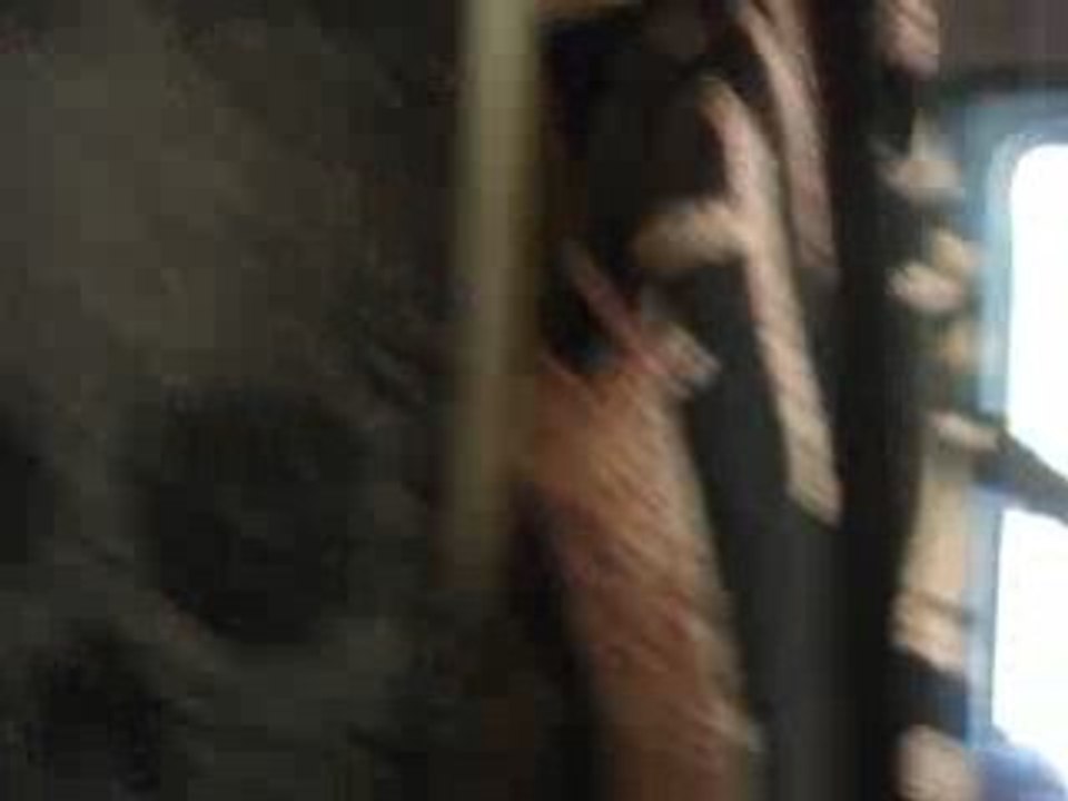 MOV04477