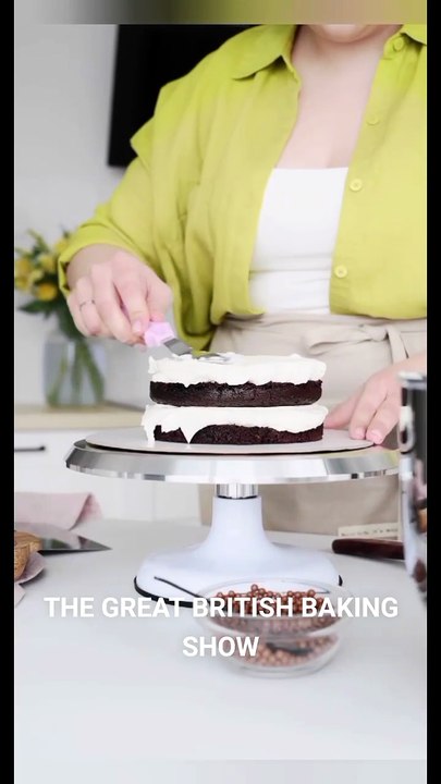 15 Fun Facts About The Great British Baking Show! 🎂🇬🇧 - video Dailymotion