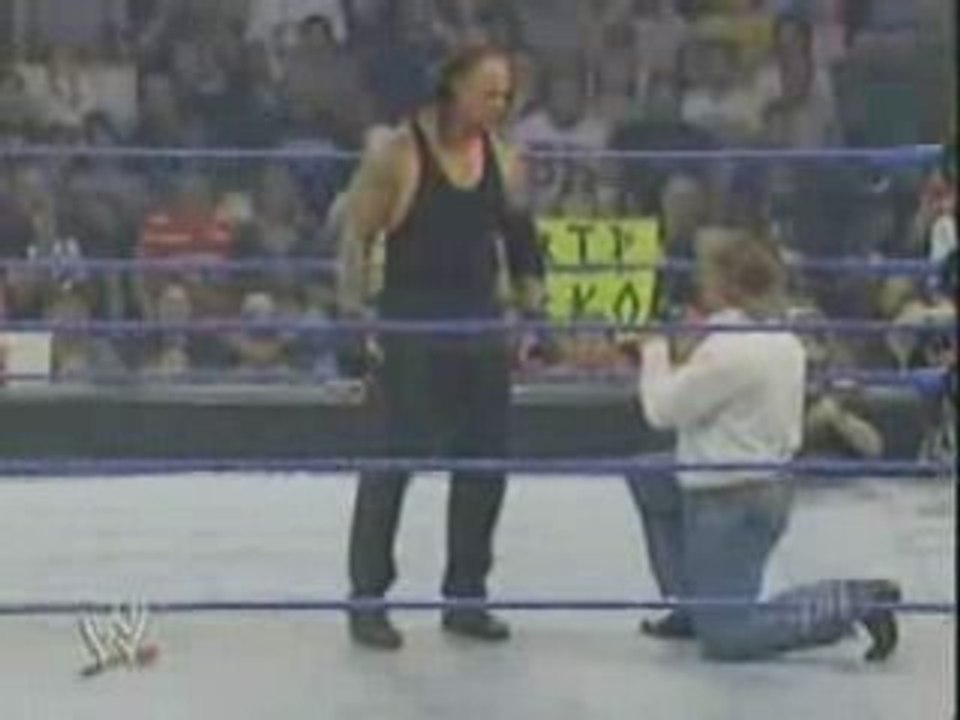 Randy orton orton hits the rko on undertaker