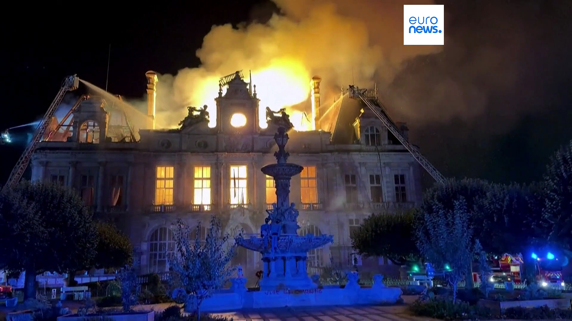 Spire collapses at historic Limoges town hall amid violent protests across France