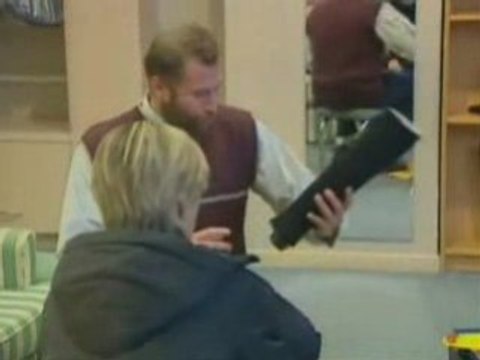 François l'Embrouille Trailer - Damiens