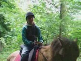 Aout28 2008 les fille beis et caval