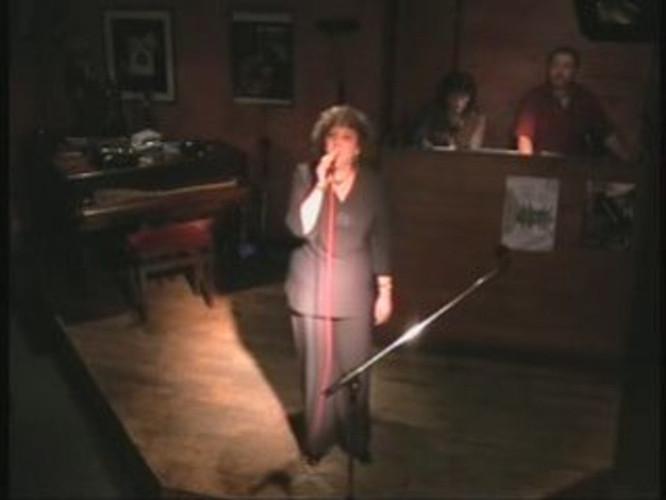 Mimi chante ne partez pas sans moi