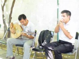 Qoshnay et oud, musique ouzbeke