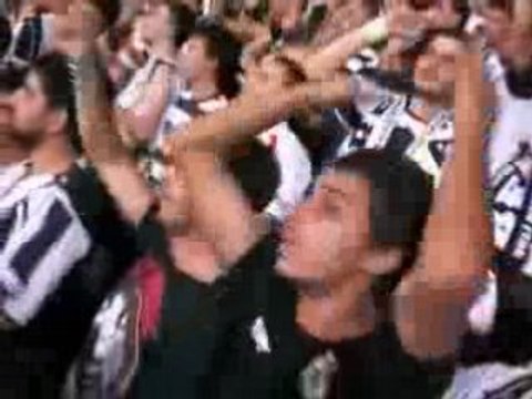 Besiktas-Siroki Brijeg Ambiance Supporters çArşı