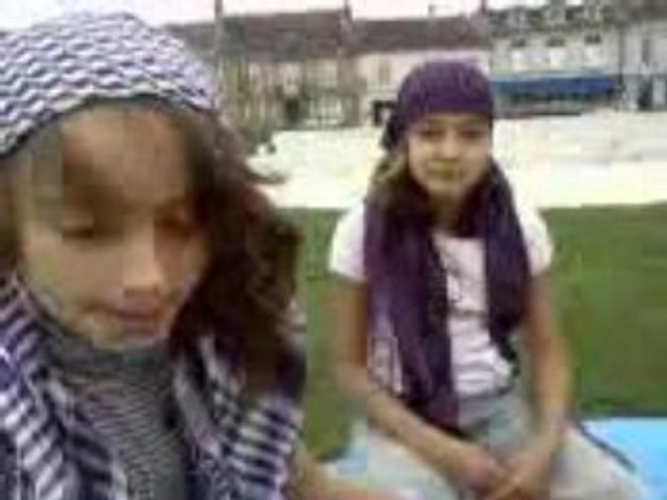 et oui jsuis chiante mais j'ai cte vidéo hihi