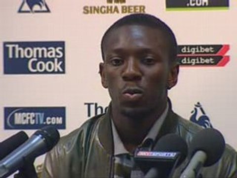 Manchester City unveil Shaun Wright-Phillips