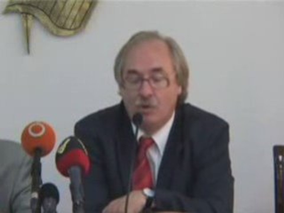 R. Labeviere Victime du sionisme institutionnalisé