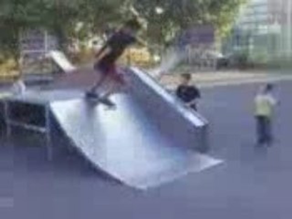Xxxfashionviet92ixxX en skate xD